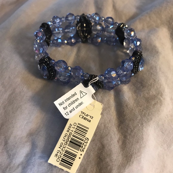 NWT 2028 Stretch Bracelet - Picture 1 of 5